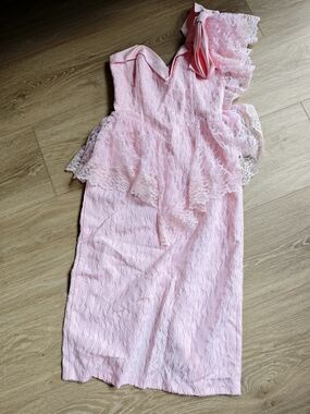 Vintage JC penny collection One-Shoulder Pink Lace Peplum Dress
